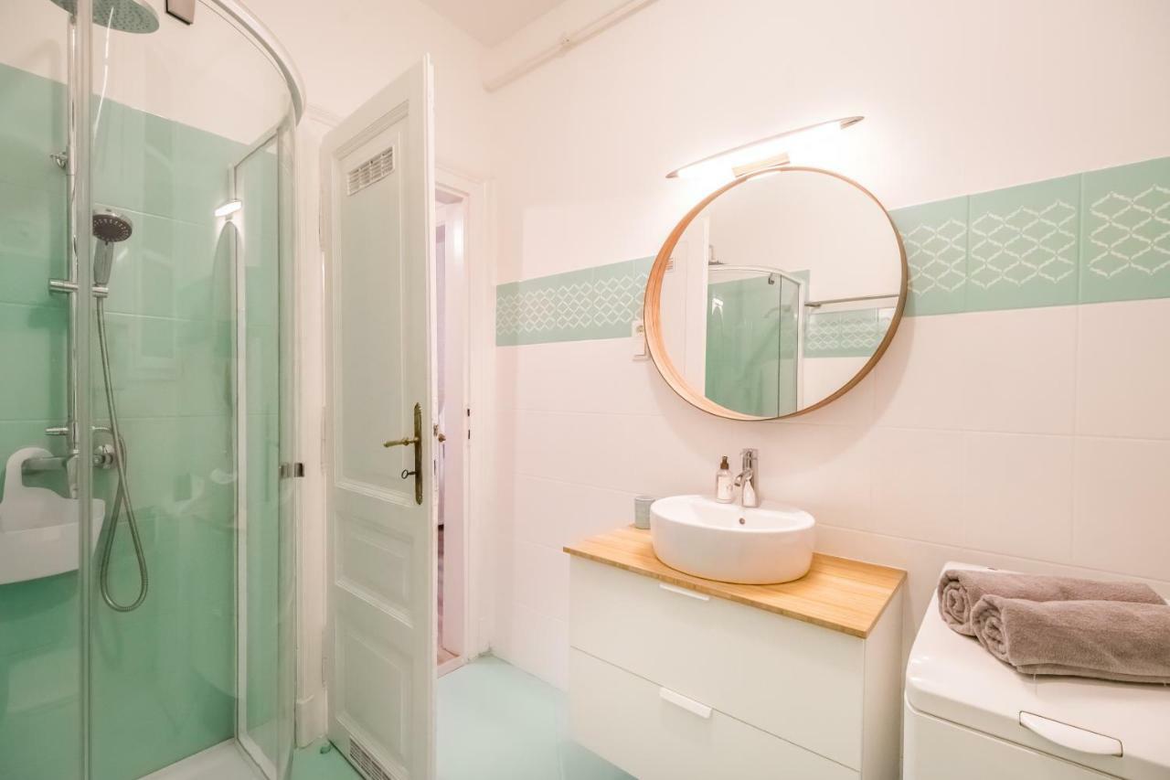 St Stephen Boulevard Apartment Next To Danube Budapest Bagian luar foto