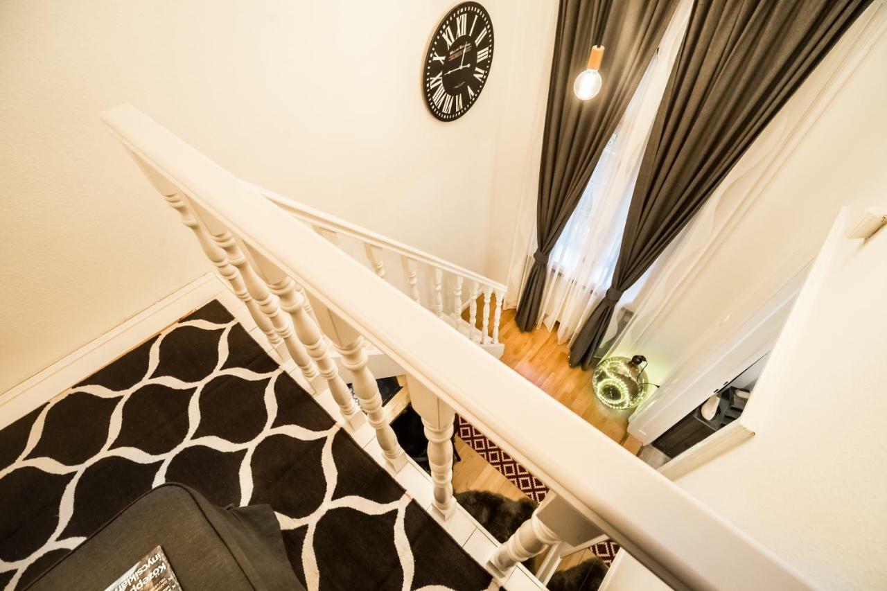 St Stephen Boulevard Apartment Next To Danube Budapest Bagian luar foto